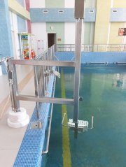 Подъёмник для опускания пациента в бассейн Физиотехника