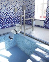 The medical lift for pools is designed to move patients with disabilities to the water working area of the pool, including during various hydrotherapeutic procedures.