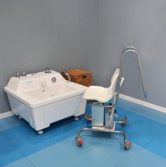 Медицинский подъемник для камерных ванн