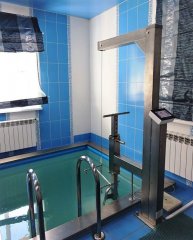Система вертикального вытяжения позвоночника "АИСТ" предназначена для применения в бассейнах с пресной и минеральной водой.