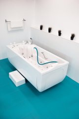 Многофункциональная водолечебная ванна "Ладога" предназначена для проведения гидротерапевтических процедур в пресной и слабоминеральной воде.