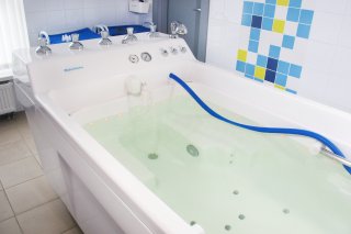 Гидротерапевтическая ванна «Гольфстрим» с гидромассажной системой и системой аэромассажа